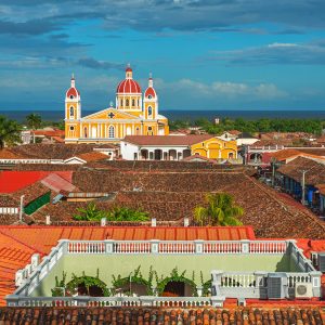 Paisaje impresionante de Nicaragua con montañas y vegetación exuberante